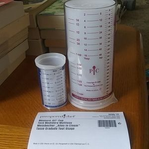 NWOT: Pampered Chef Measure All Cups
